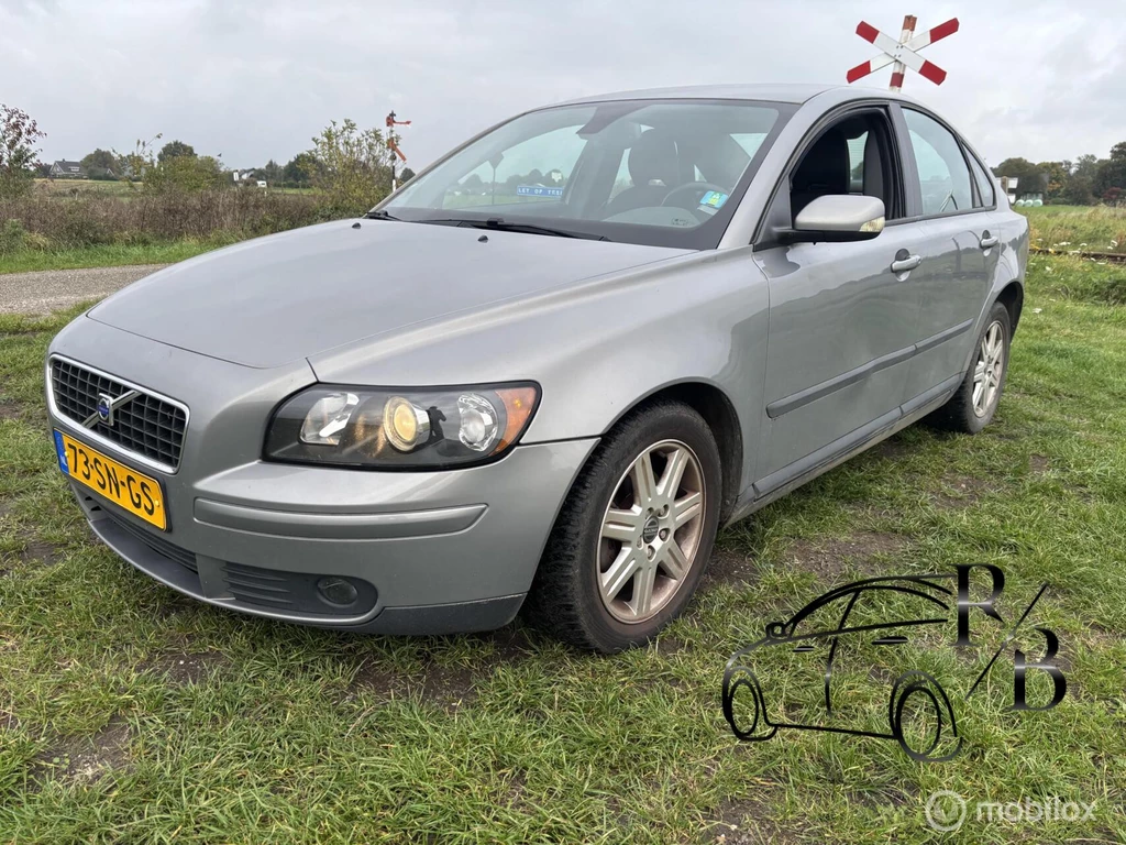 Volvo S40