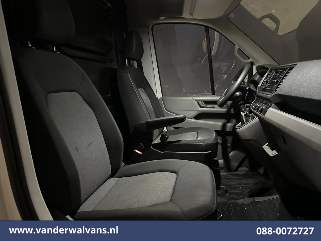 Volkswagen Crafter 2.0 TDI 141pk L3H3 L2H2 Euro6 Airco | Apple Carplay | Android Auto | Camera | Stoelverwarming
