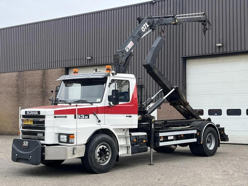 Scania T 93 M - 250
