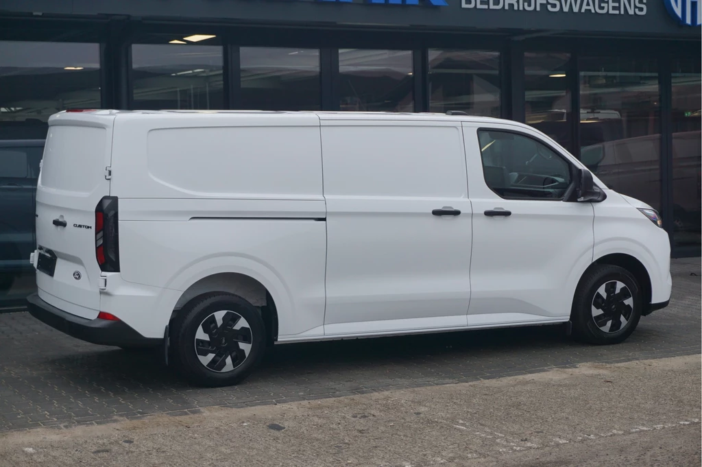 Ford Transit Custom 320L 2.5 PHEV Hybride 233PK Trend PRIJS INCL. BPM !!