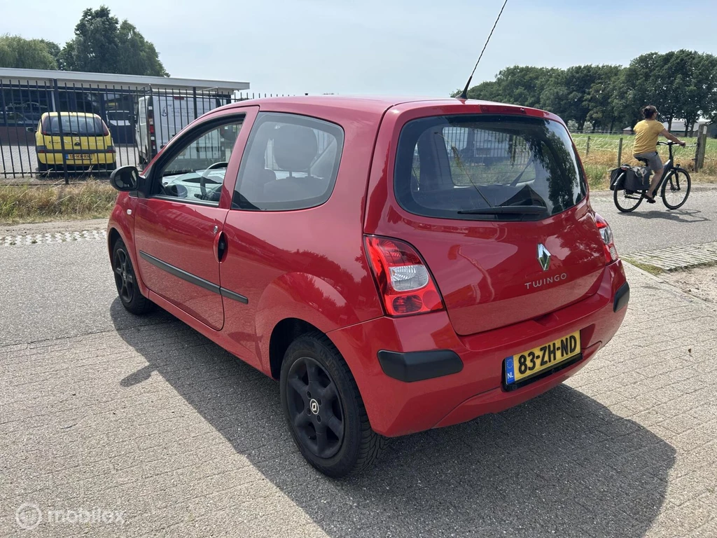 Renault Twingo 1.2 Acces LEES TEKTS