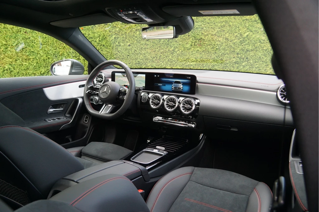 Mercedes-Benz CLA CLA 250 e AMG Line Facelift