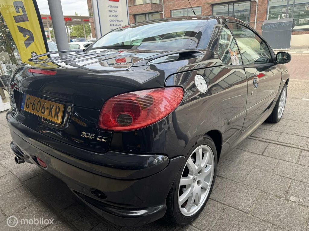 Peugeot 206 CC 2.0-16V