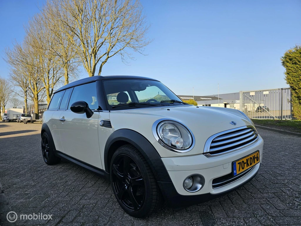 MINI Clubman