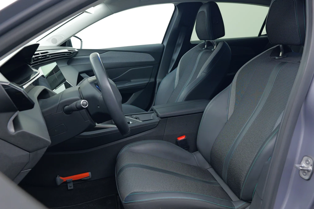 Peugeot 308 1.2 PureTech Allure Pack Business